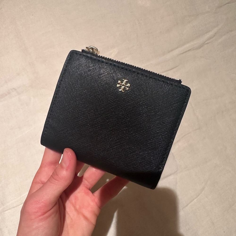 Tory Burch wallet